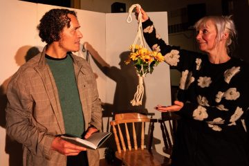 A silent thread A silent thread